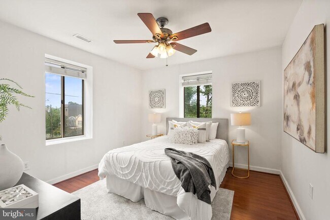 Building Photo - 5401 9th St NW