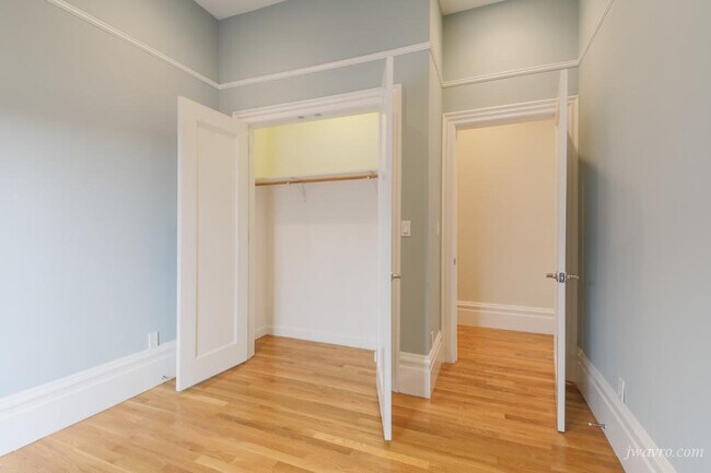 Building Photo - 2614 California St