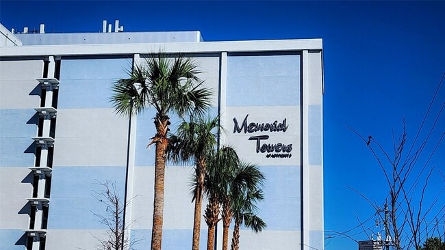 Building Photo - 5400 Memorial Dr