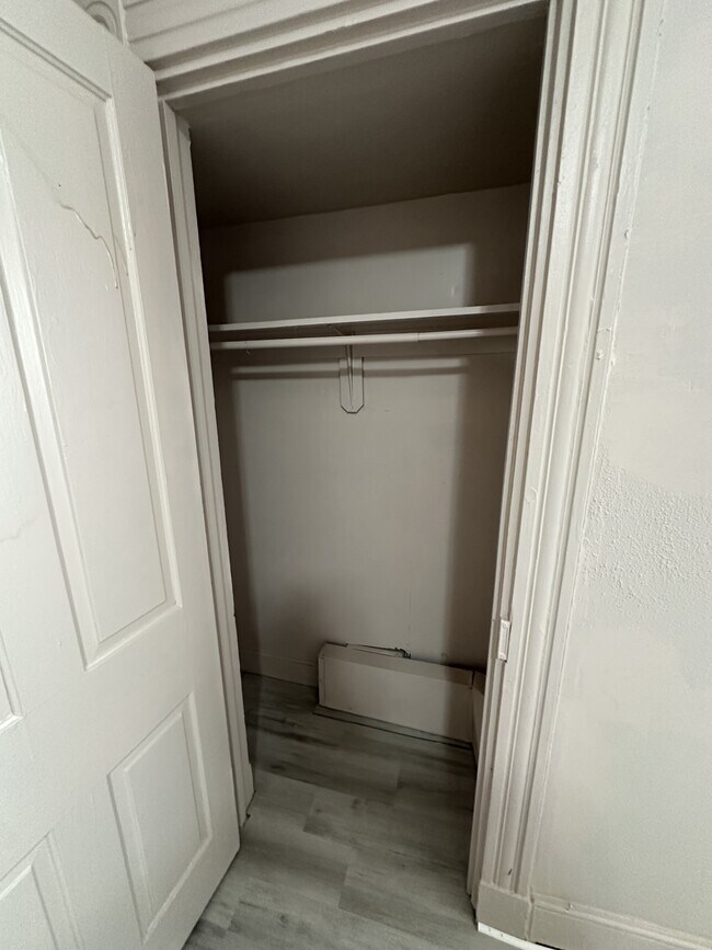 Building Photo - 356 Beaver St