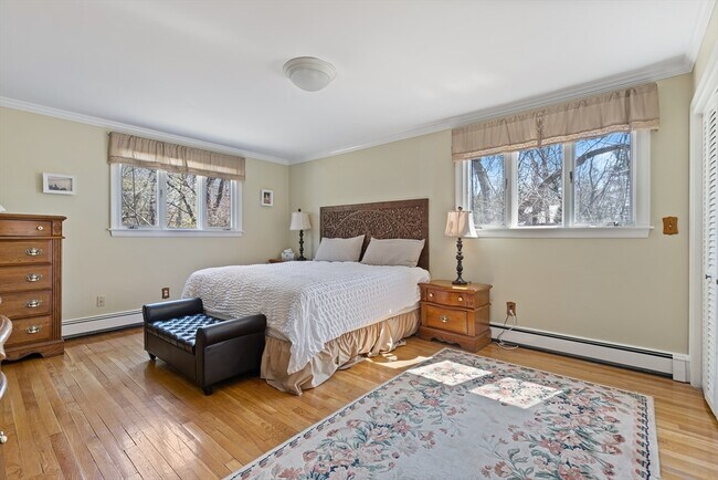 Building Photo - 10 Stonewood Dr