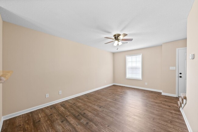 Building Photo - 363 Mcgee Ct