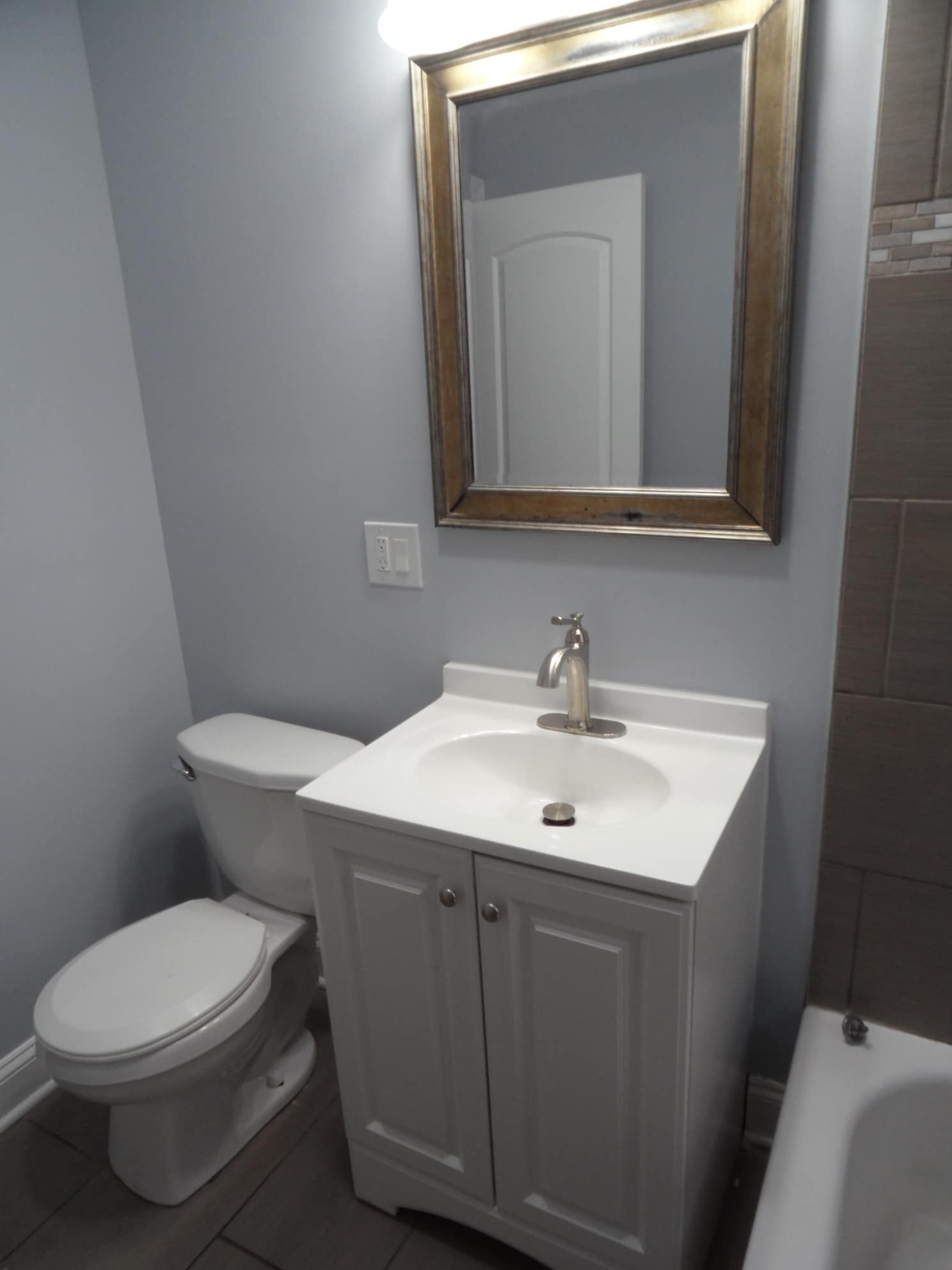 Building Photo - 3759 N Plainfield Ave