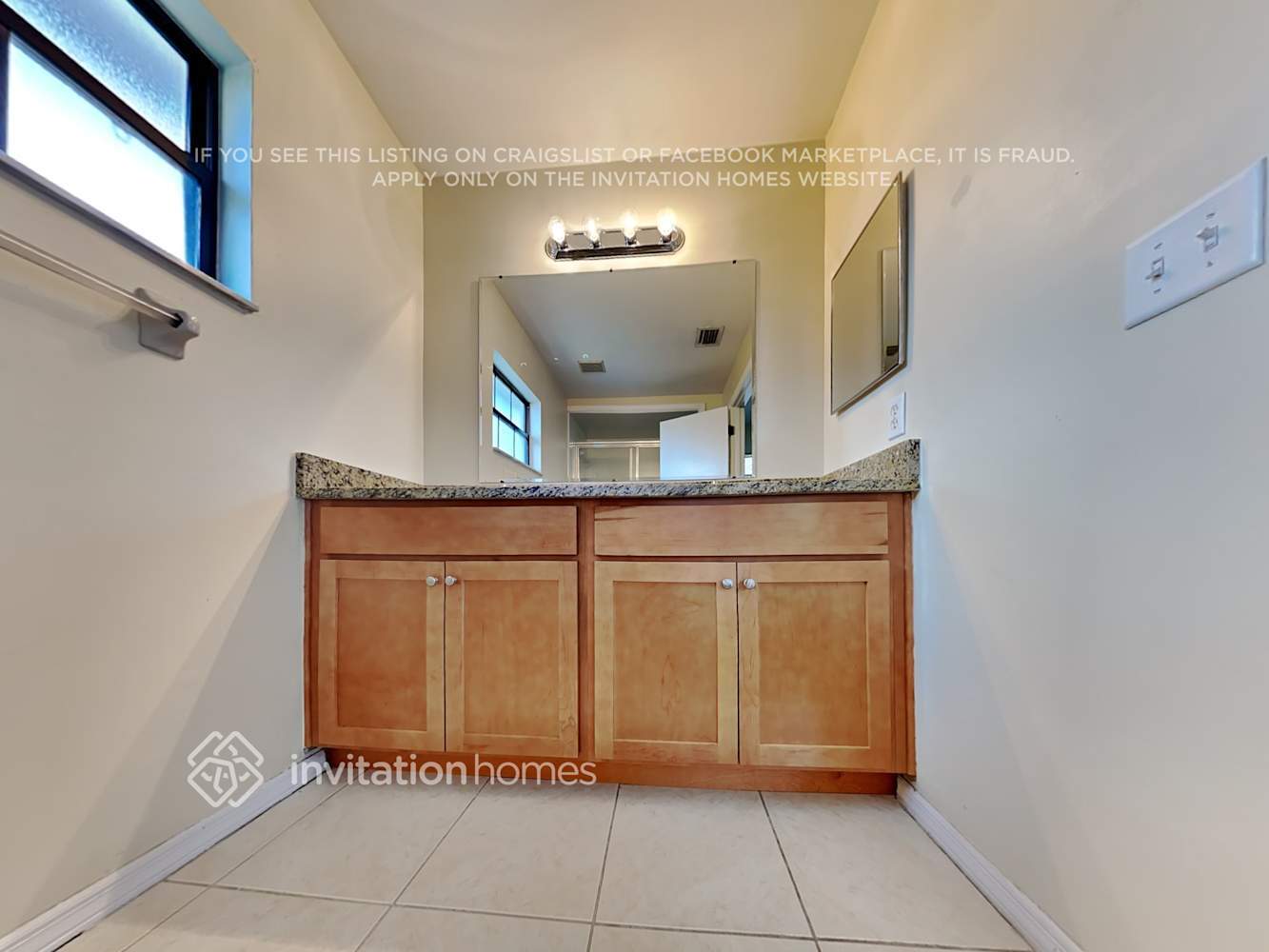 Building Photo - 5132 Royal Oak Dr