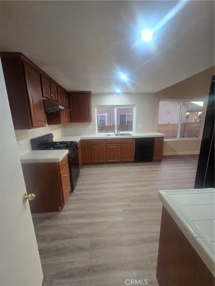 Building Photo - 19637 Vista Hermosa Dr