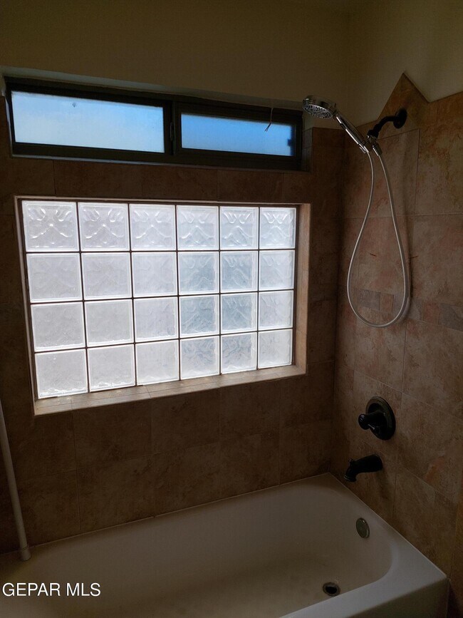 Building Photo - 11236 Horse Ranch St