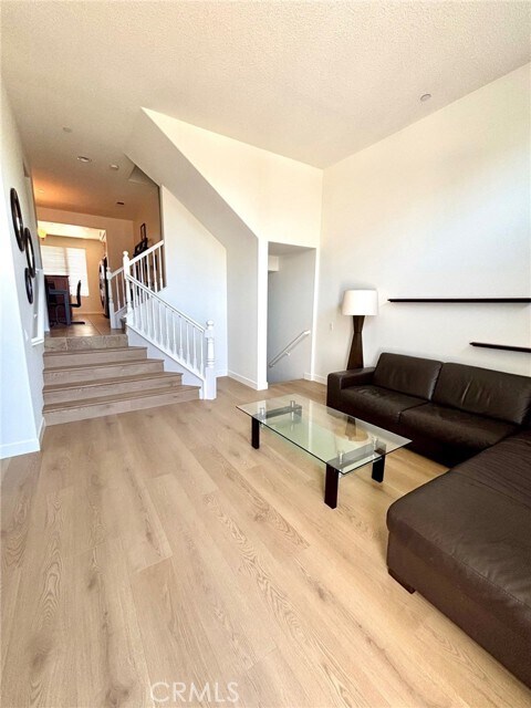 Building Photo - 5404 W 149th Pl