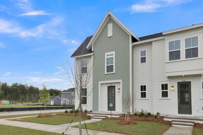 Building Photo - Stunning 3 Bed, 3.5 Bath End-Unit Townhome for Rent in Midtown Nexton —
