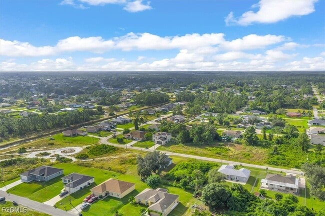 Building Photo - 3708 27th St SW