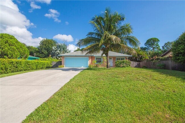 Primary Photo - 7402 Coquina Ave