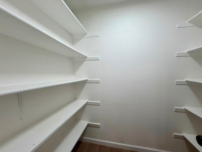 Building Photo - 12010 Sailing Away St