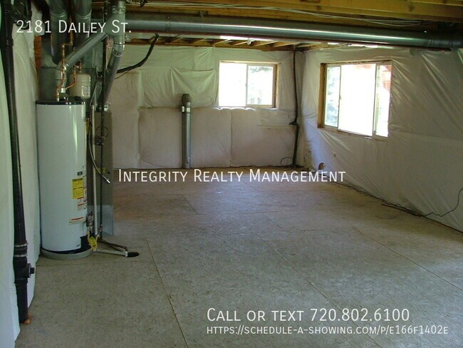 Building Photo - 2181 Dailey St