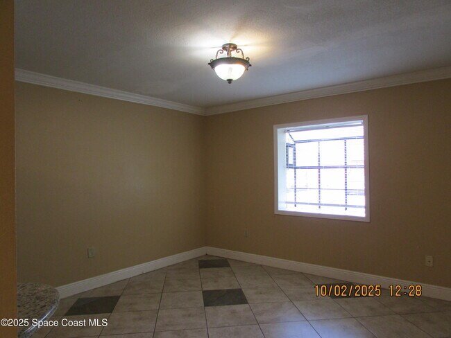 Building Photo - 49 Piney Branch Way