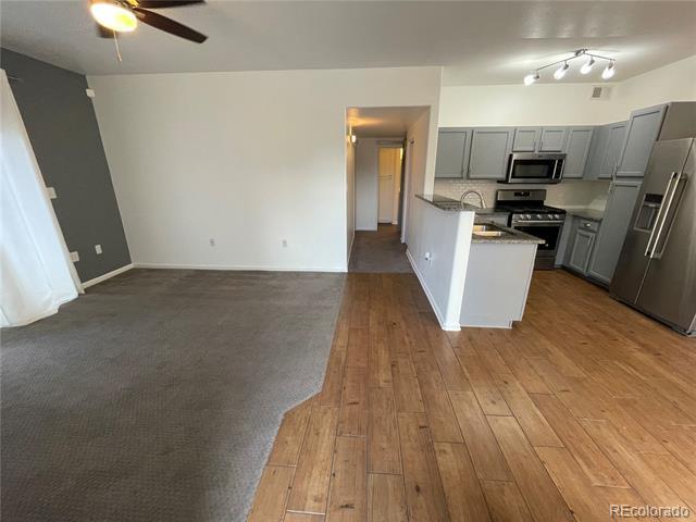 Building Photo - 8405 Pebble Creek Way