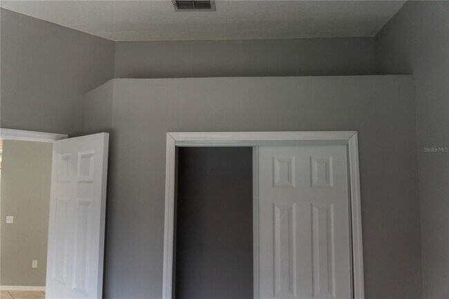 Building Photo - 1440 Finsbury Ct