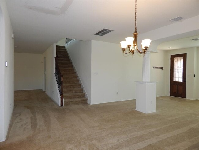 Building Photo - 358 Alamosa Dr