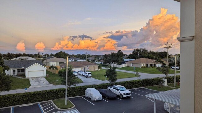 Building Photo - 1129 Van Loon Commons Cir