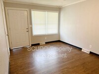 Building Photo - 1021 S Appleton Ave