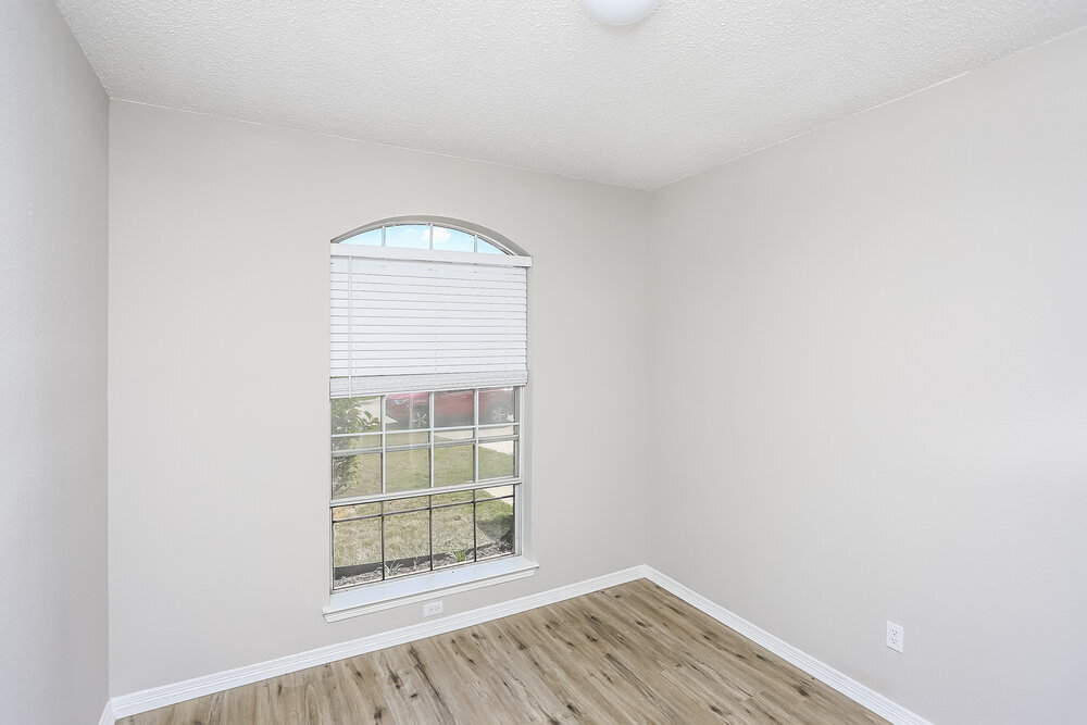 Building Photo - 8017 Jolie Dr