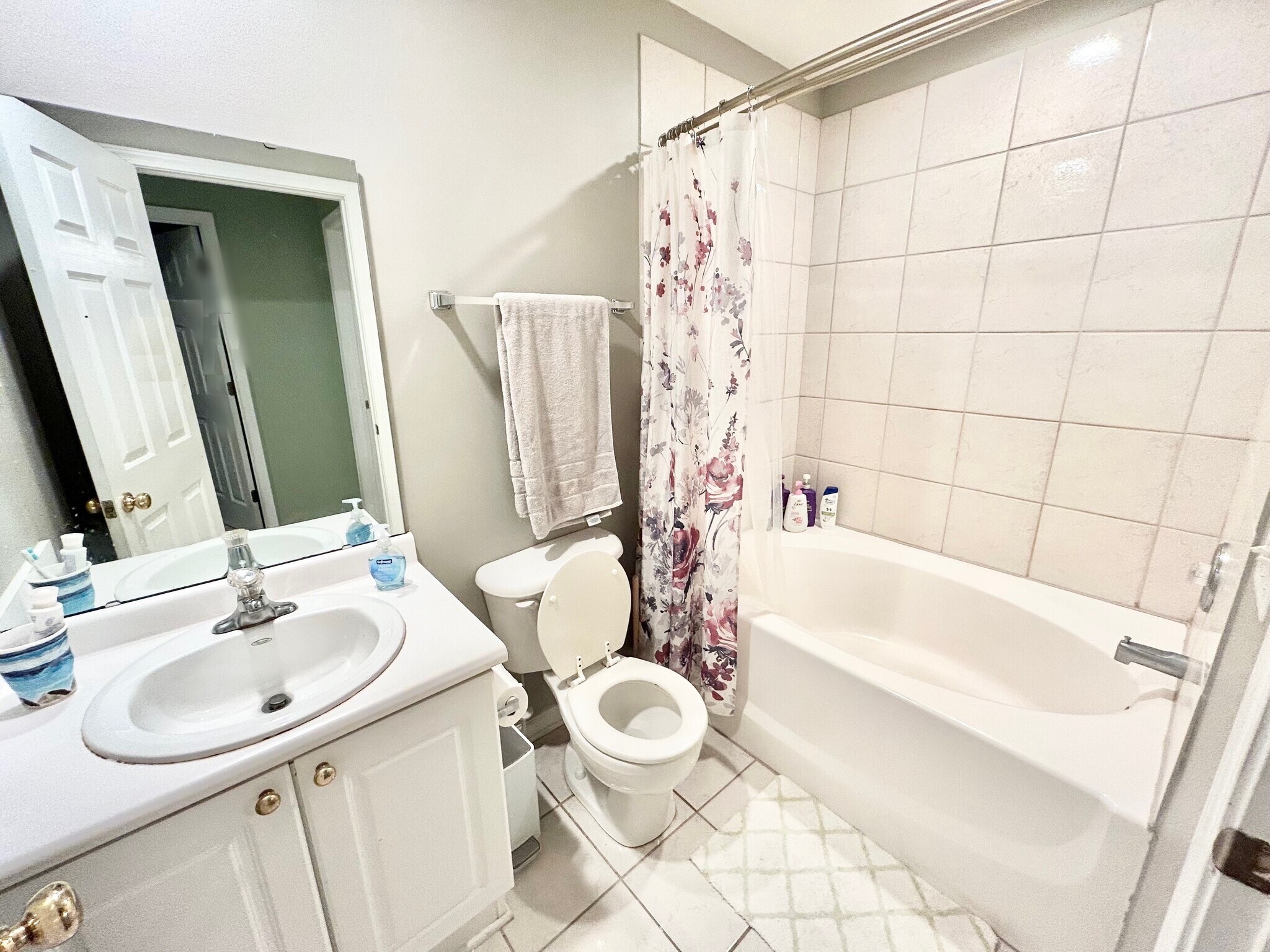 Building Photo - 2268 Kings Gate Ln