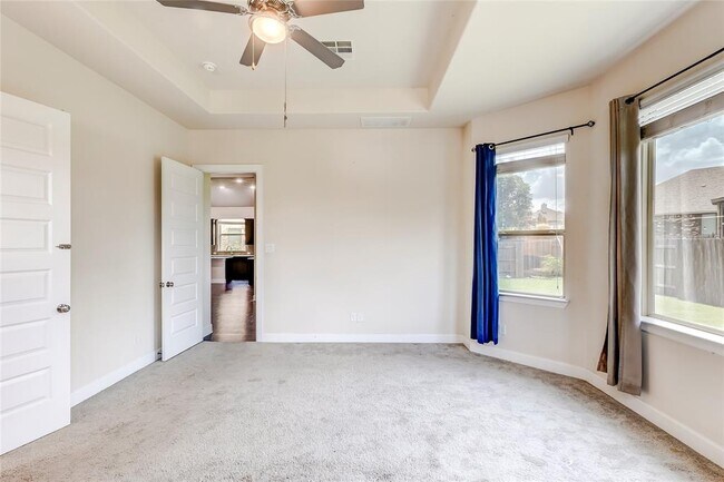 Building Photo - 3016 Columbus Loop
