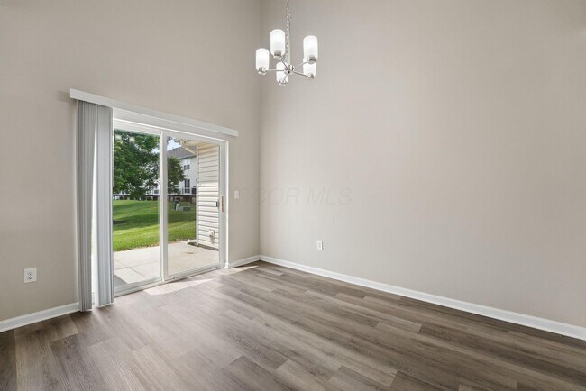 Building Photo - 2045 River Rock Way