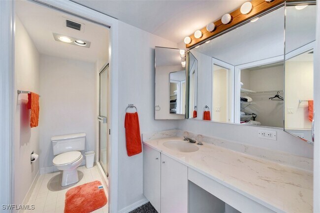 Building Photo - 1645 Spoonbill Ln