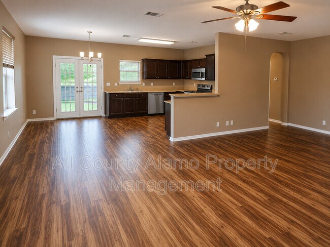 Building Photo - 9006 Pinseeker