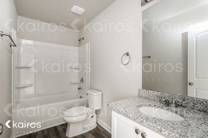 Building Photo - 833 Dove Tree Ln