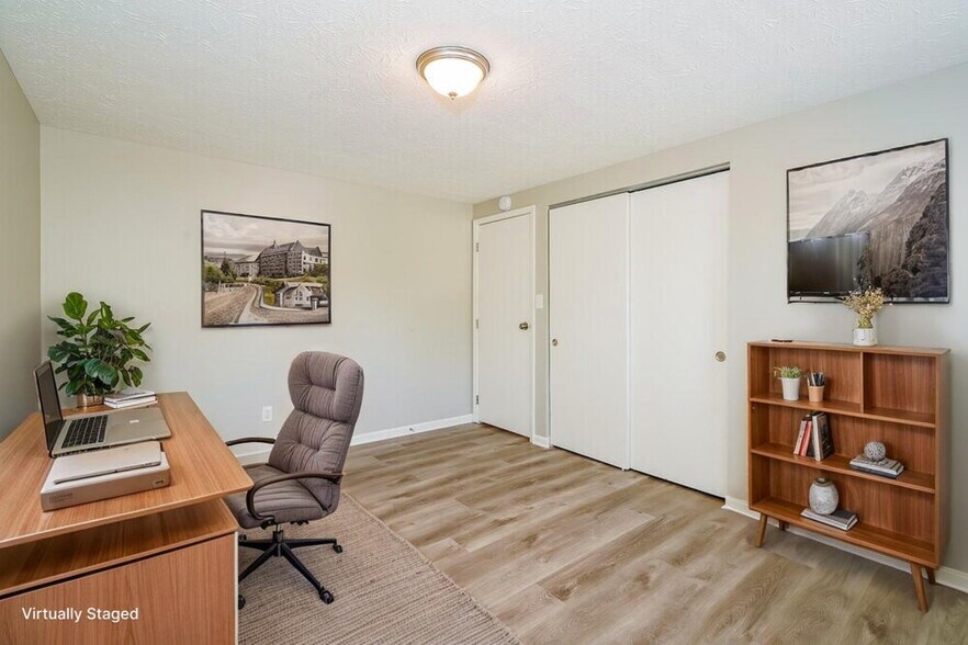 Building Photo - 7315 Chimney Rock Ct