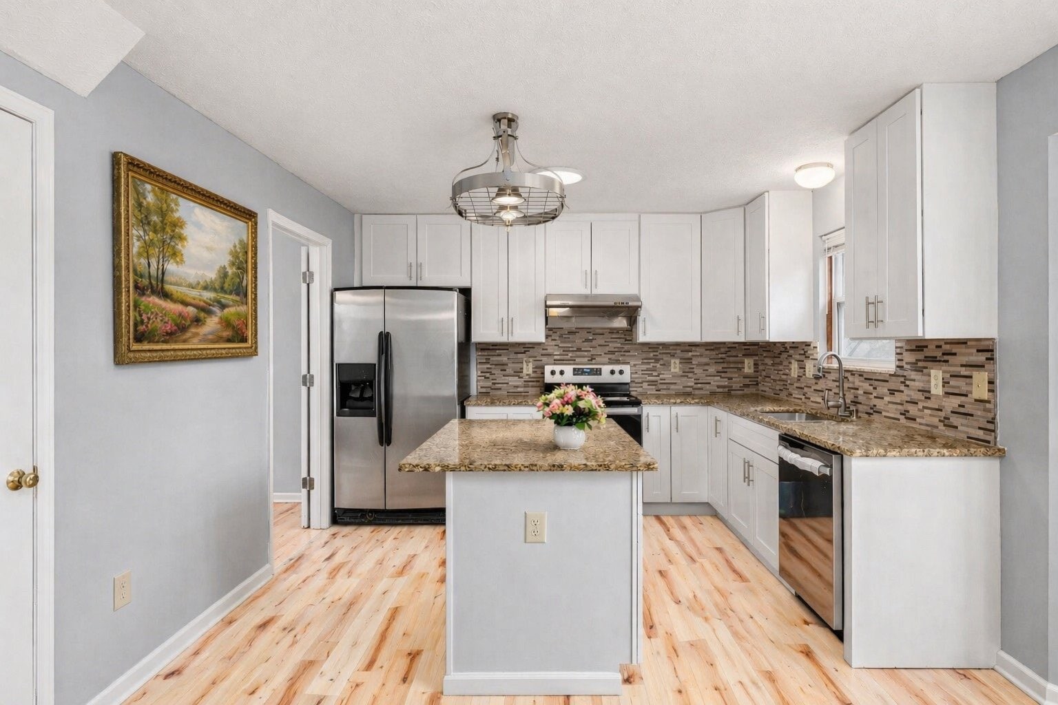 Building Photo - 8635 Oak Creek Dr