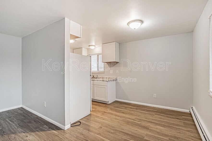 Building Photo - 1280 Zephyr St