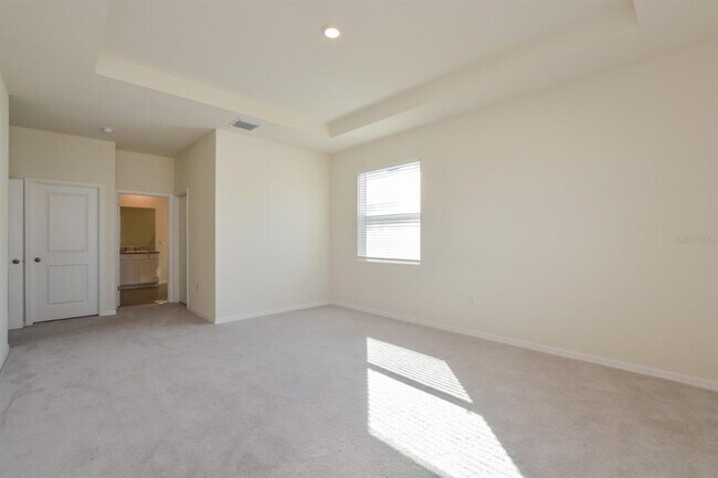 Building Photo - 5877 SW 82nd Ln