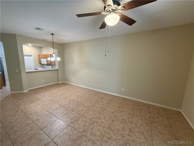 Building Photo - 1658 W Spring Meadow Loop