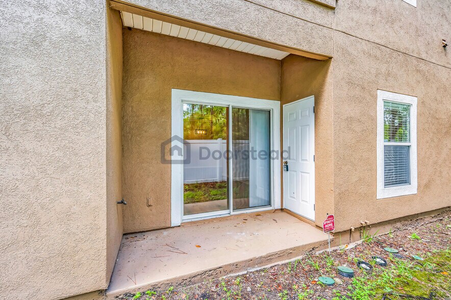 Building Photo - 7920 Merrill Rd