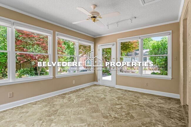 Building Photo - 4 bed in Hamilton Lakes