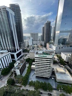 Building Photo - 951 Brickell Ave