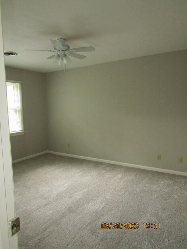 Building Photo - Bellamy Estates