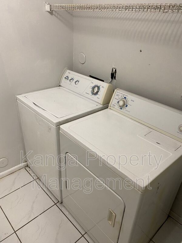 Building Photo - 11423 NW 35th St