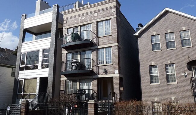 Building Photo - 2 bedroom in Chicago IL 60642