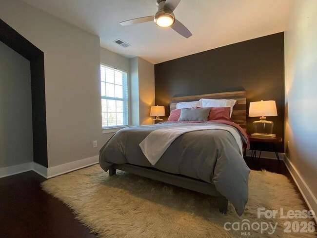 Building Photo - 2410 Woodward Ave