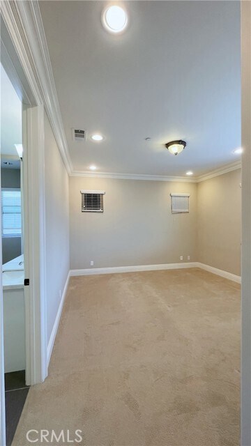 Building Photo - 5921 Alessandro Ave