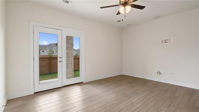 Building Photo - 7812 Hillock Terrace