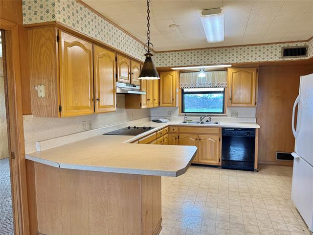 Building Photo - 1090 Fm 1200