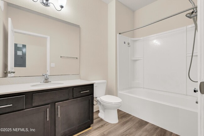 Building Photo - 4931 Key Lime Dr