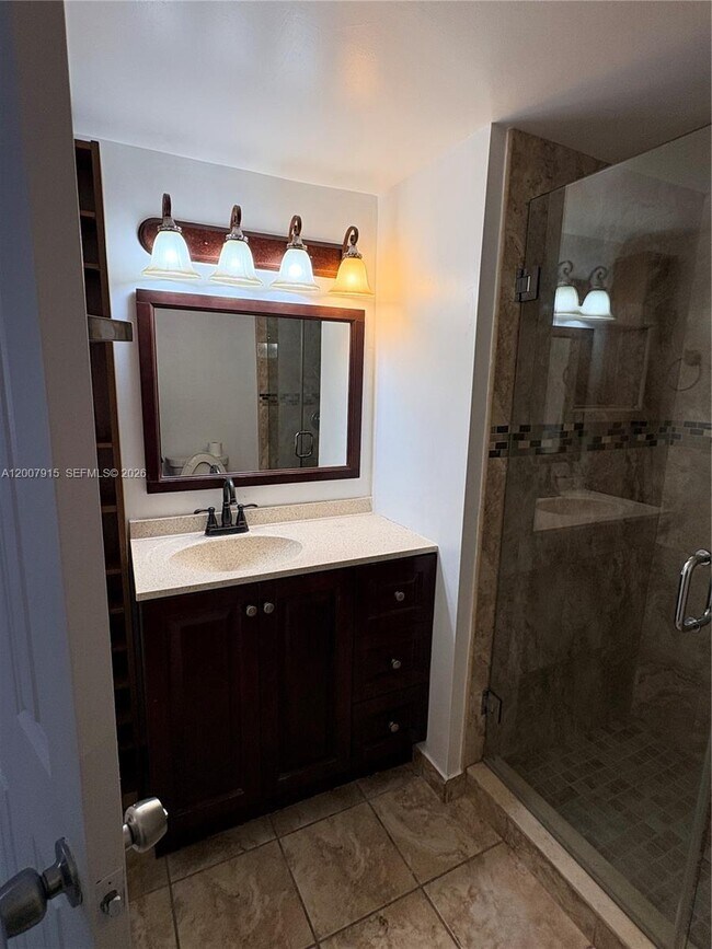 Building Photo - 17600 NW 68th Ave