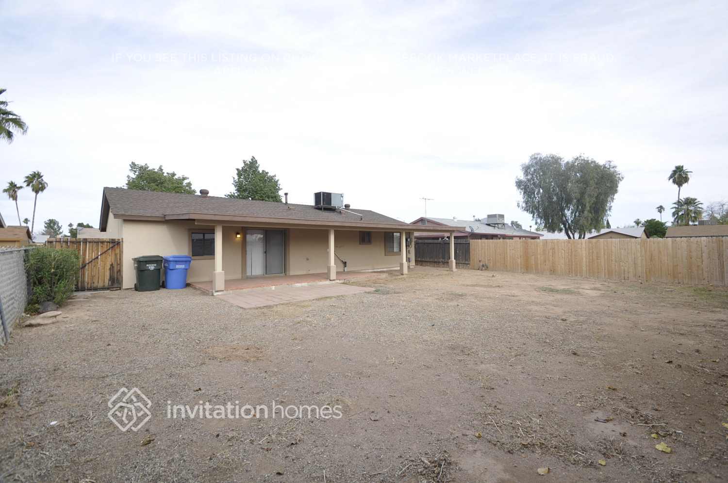 Building Photo - 3643 E Surrey Ave