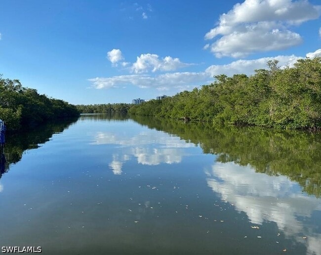 Building Photo - 777 Walkerbilt Rd