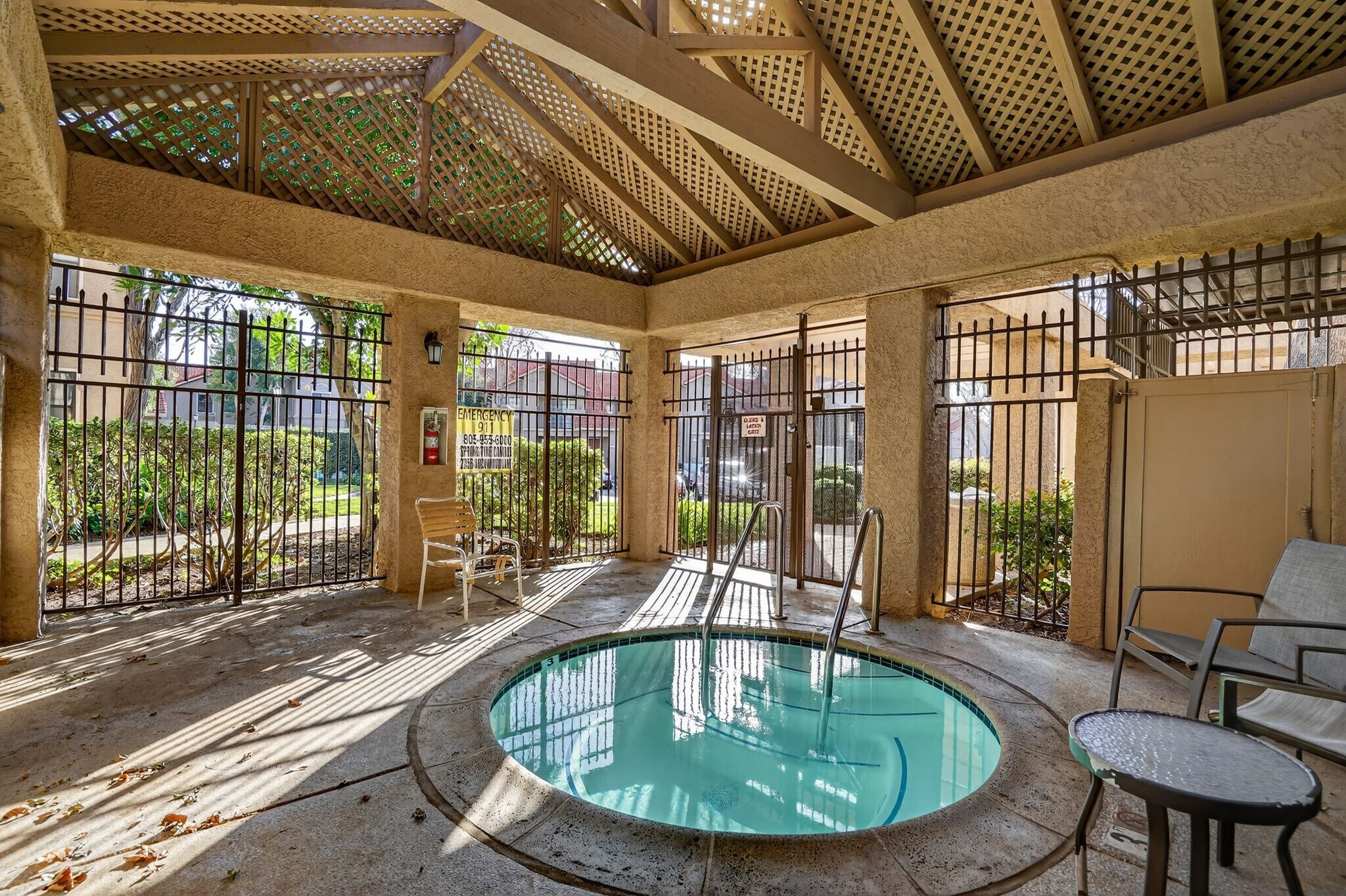 Building Photo - 2381 Archwood Ln