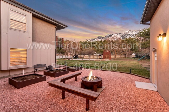 Building Photo - This property offers a NO DEPOSIT option a...